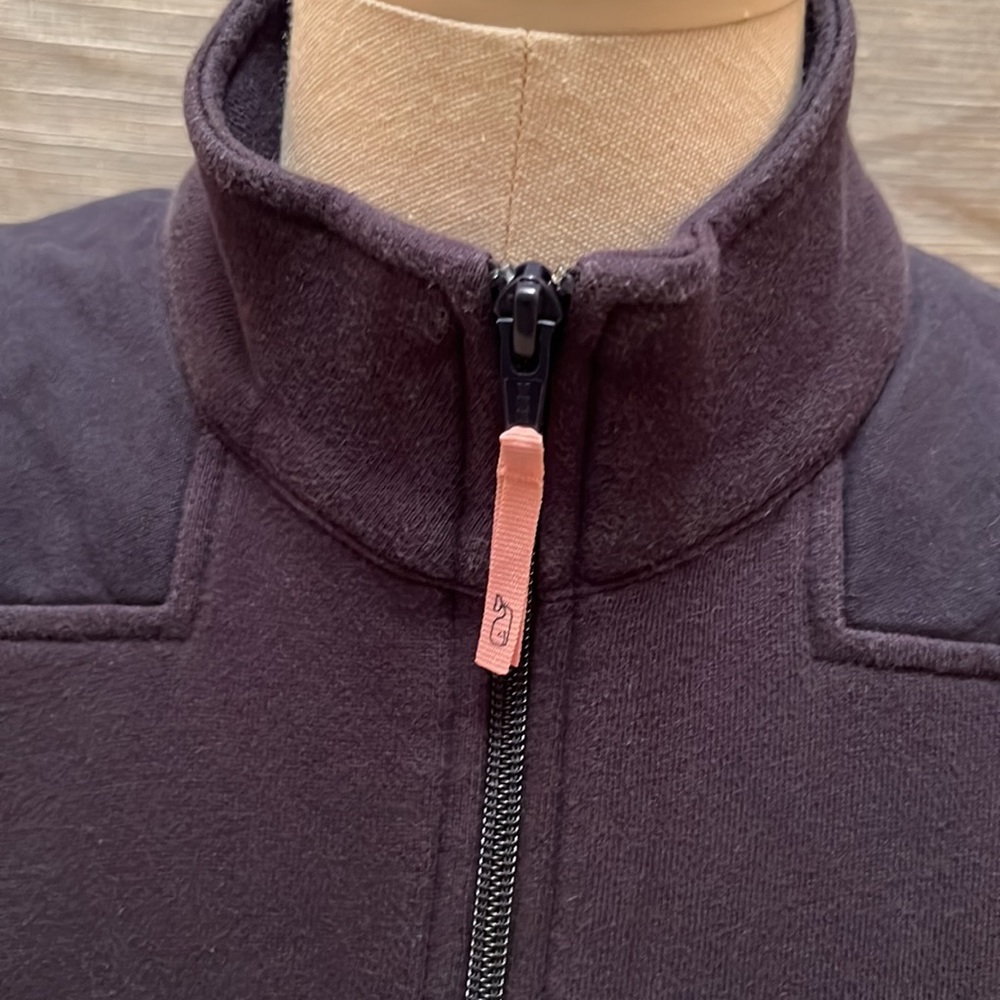 Vineyard Vines Pullover - image 3